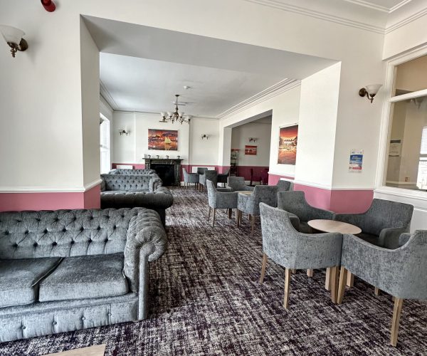 Regina Lounge 2024 - 4